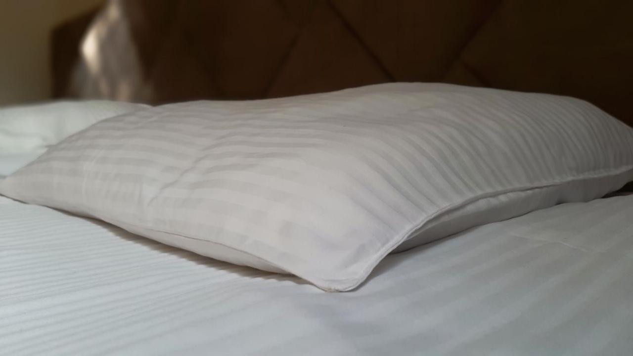 Eduard Hotel อุชโฮรอด ภายนอก รูปภาพ